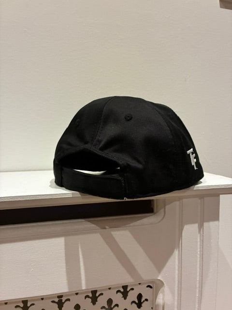 Till Fit Black Embroidered Baseball Cap – Classic Structured Hat